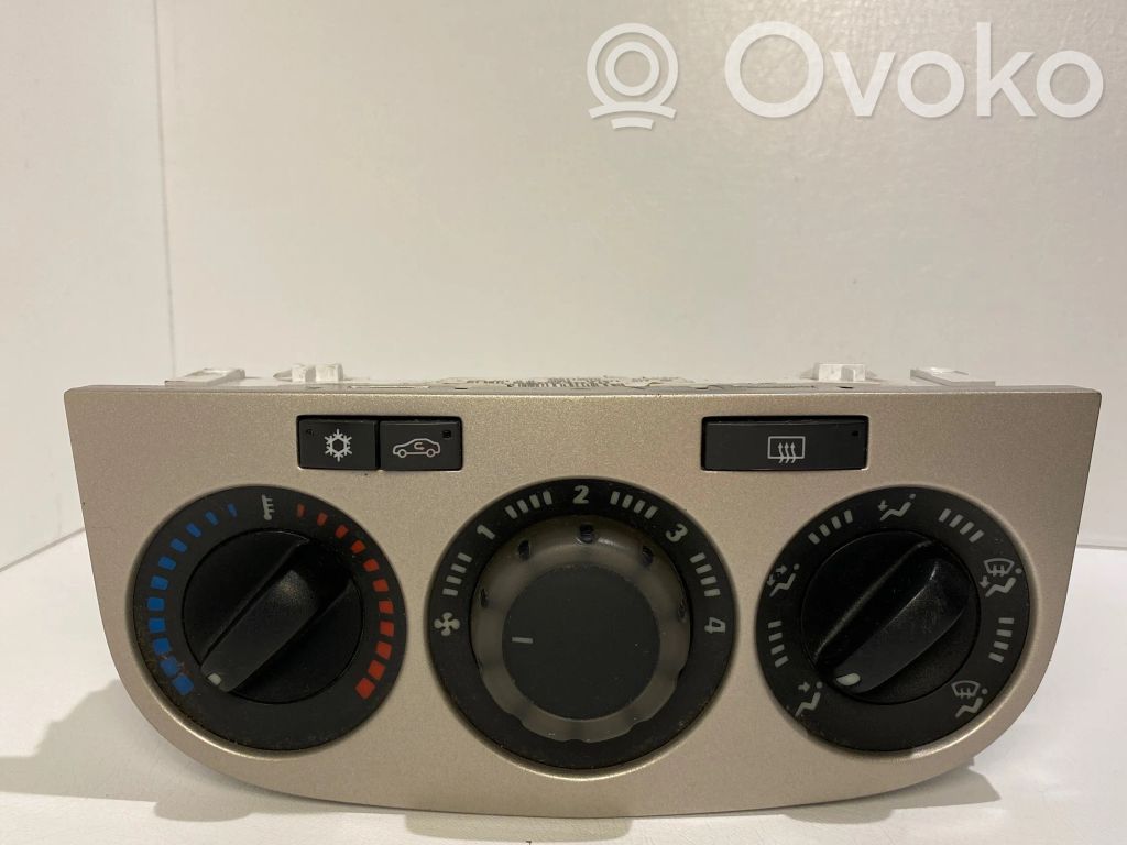 Opel Corsa D Climate control unit 