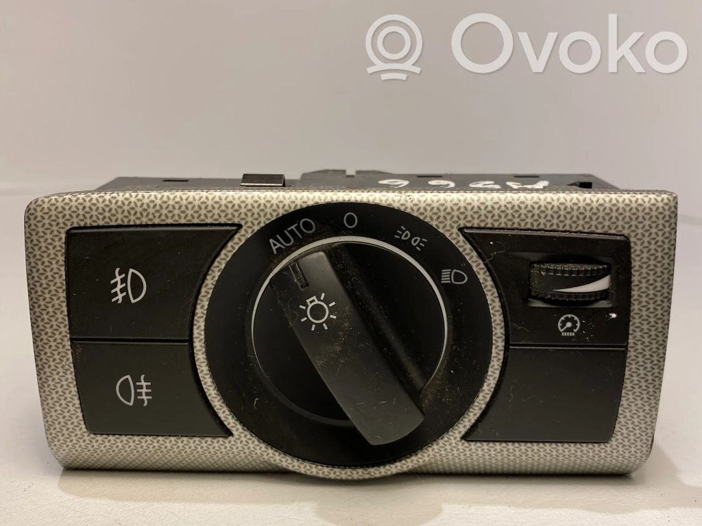 Opel Antara Light switch 
