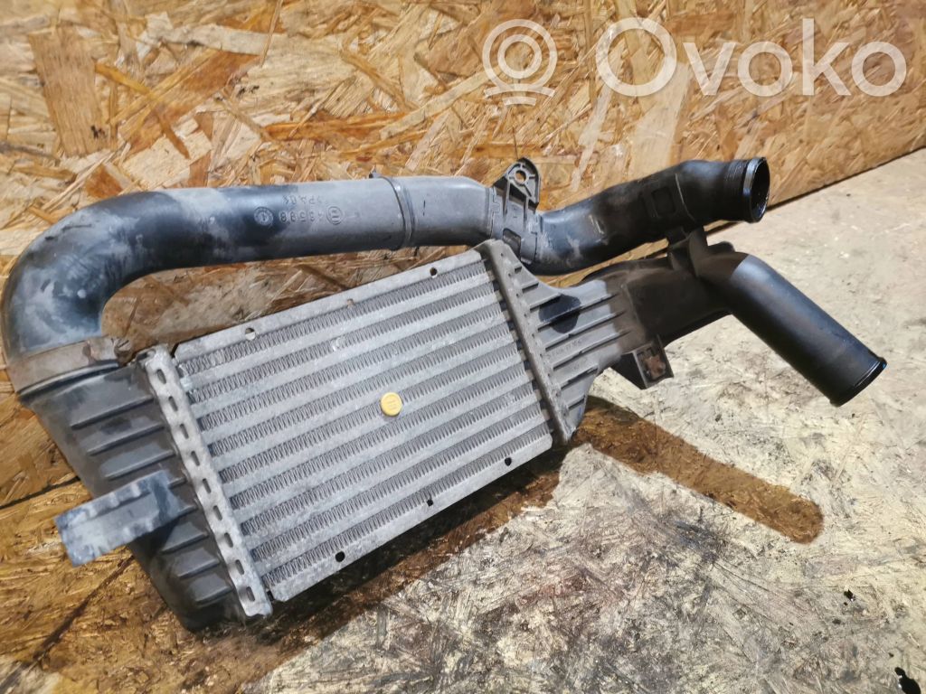 Opel Zafira A Interkūlerio radiatorius 
