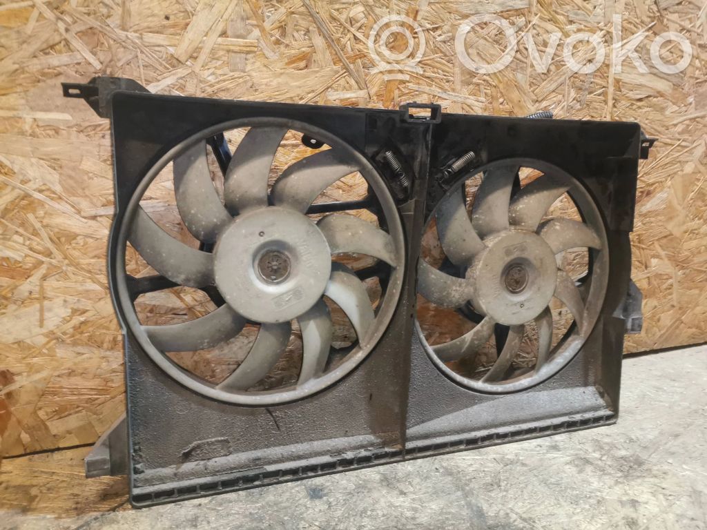 Opel Vectra C Elektrinis radiatorių ventiliatorius 