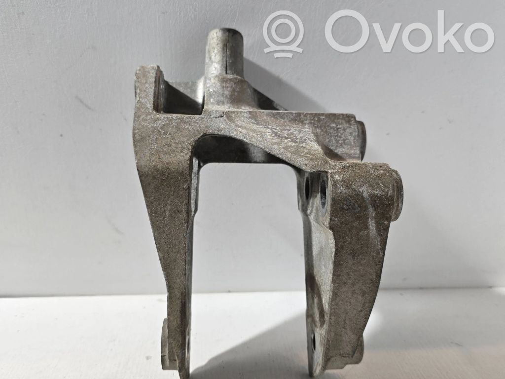 Opel Antara Engine mounting bracket 