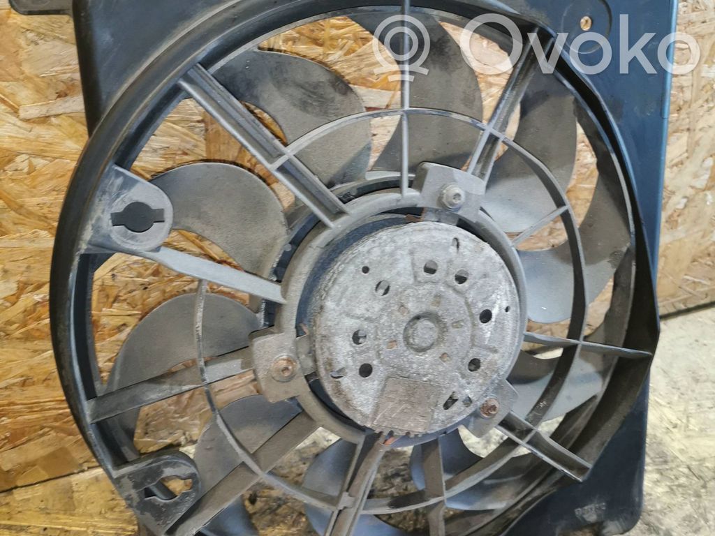 Opel Astra H Elektryczny wentylator chłodnicy 