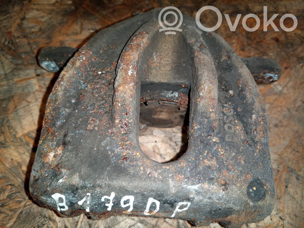 Toyota Avensis T250 Front brake caliper 