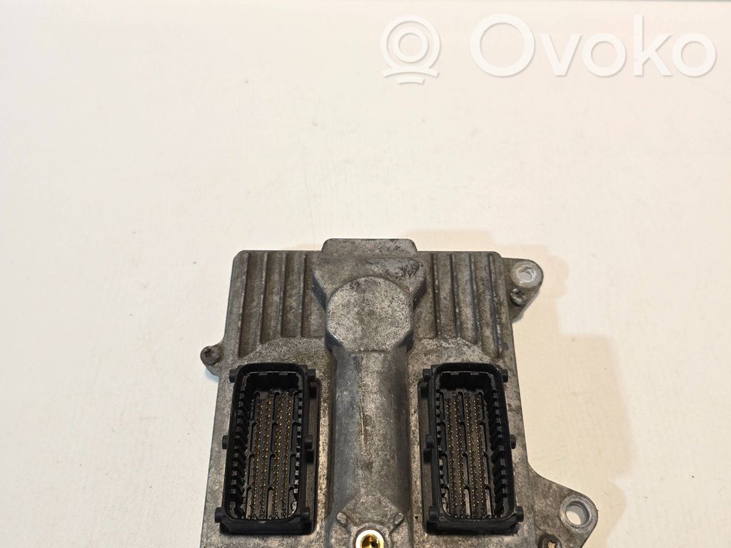 Opel Vectra C Engine control unit/module 