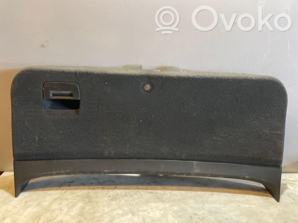 Opel Vectra C Poszycie / Tapicerka tylnej klapy bagażnika 