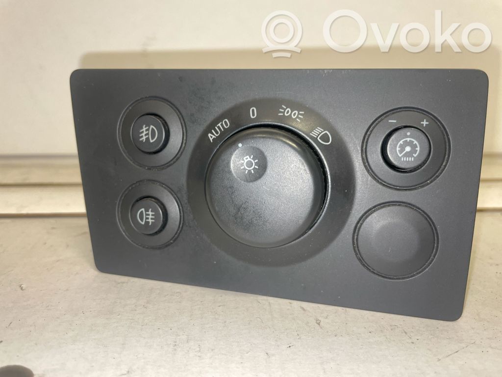 Opel Zafira B Light switch 