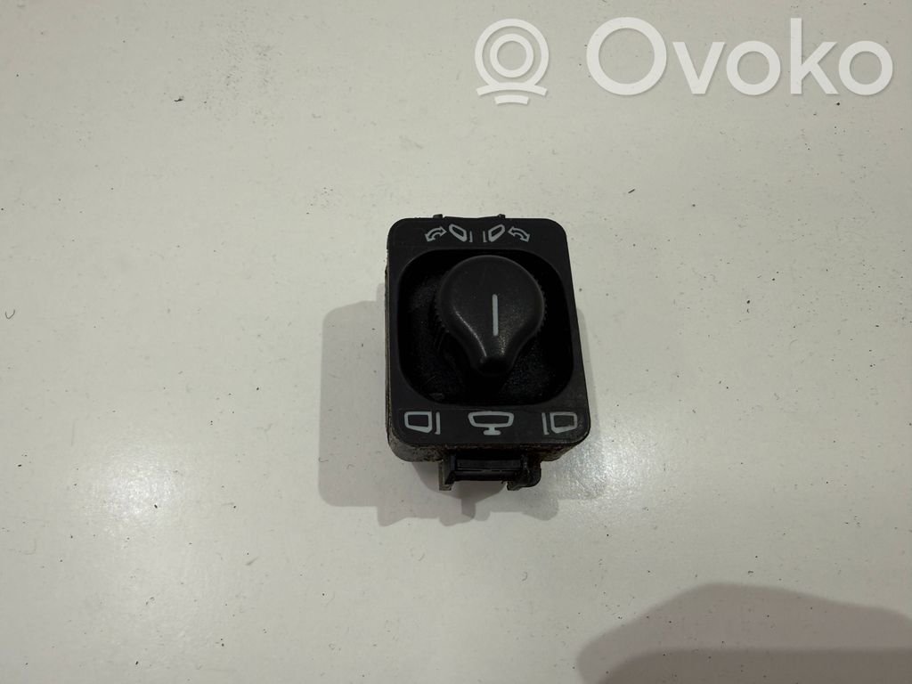 Mercedes-Benz S W140 Wing mirror switch 
