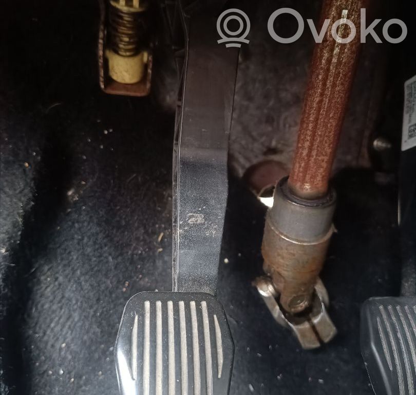 Ford Focus Pedal de embrague 
