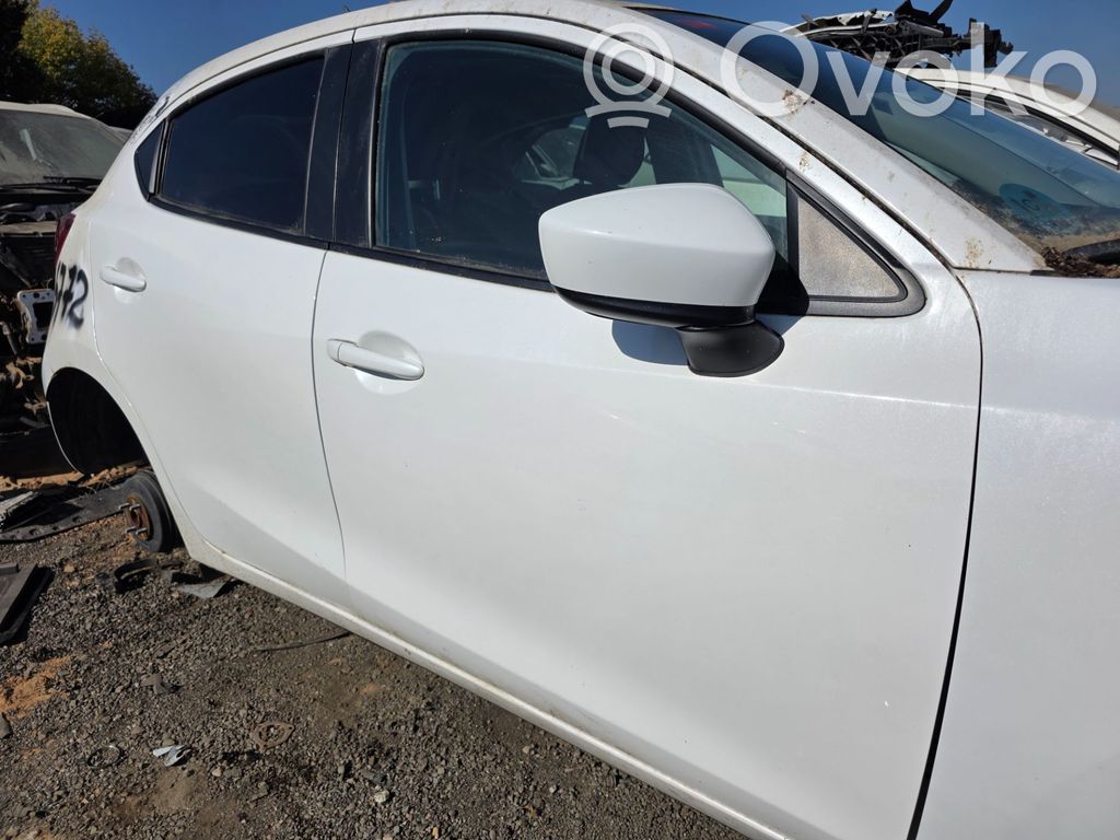Mazda 2 Дверь 