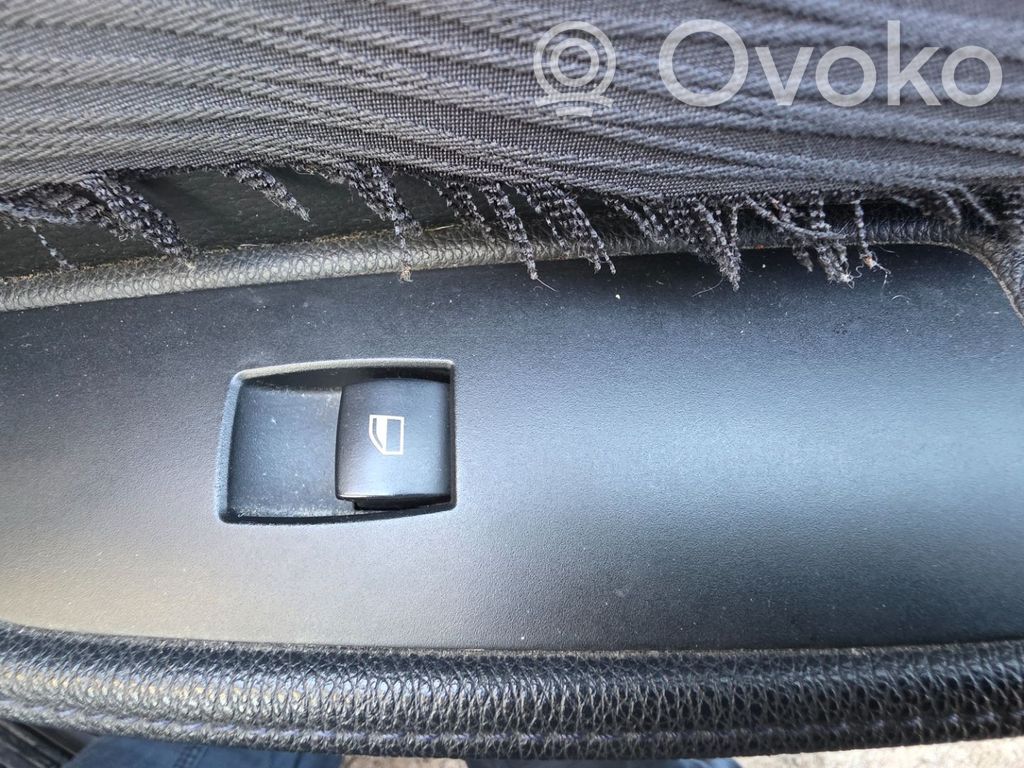 BMW 1 E82 E88 Electric window control switch 
