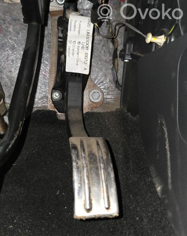 Ford Focus Akseleratora pedālis 