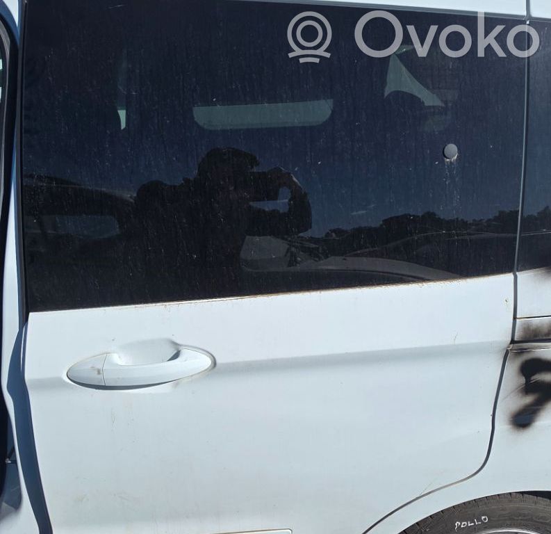 Ford Turneo Courier Šoninės slankiojančios durys 