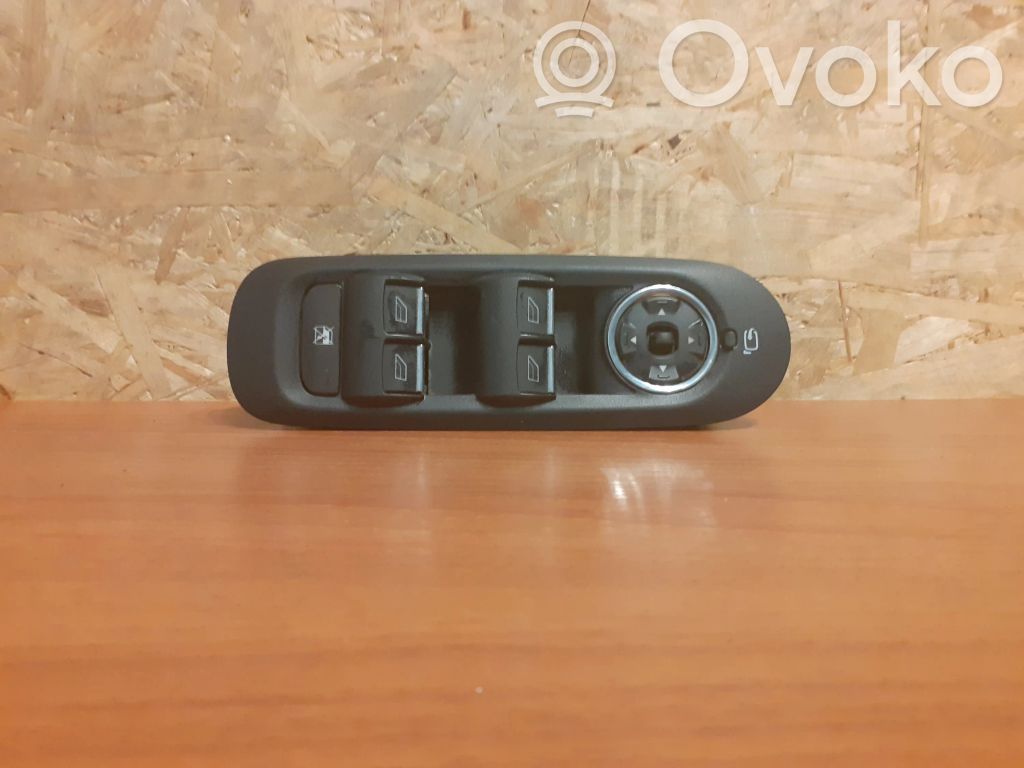 Ford Mondeo MK IV Interruttore di controllo dell’alzacristalli elettrico 