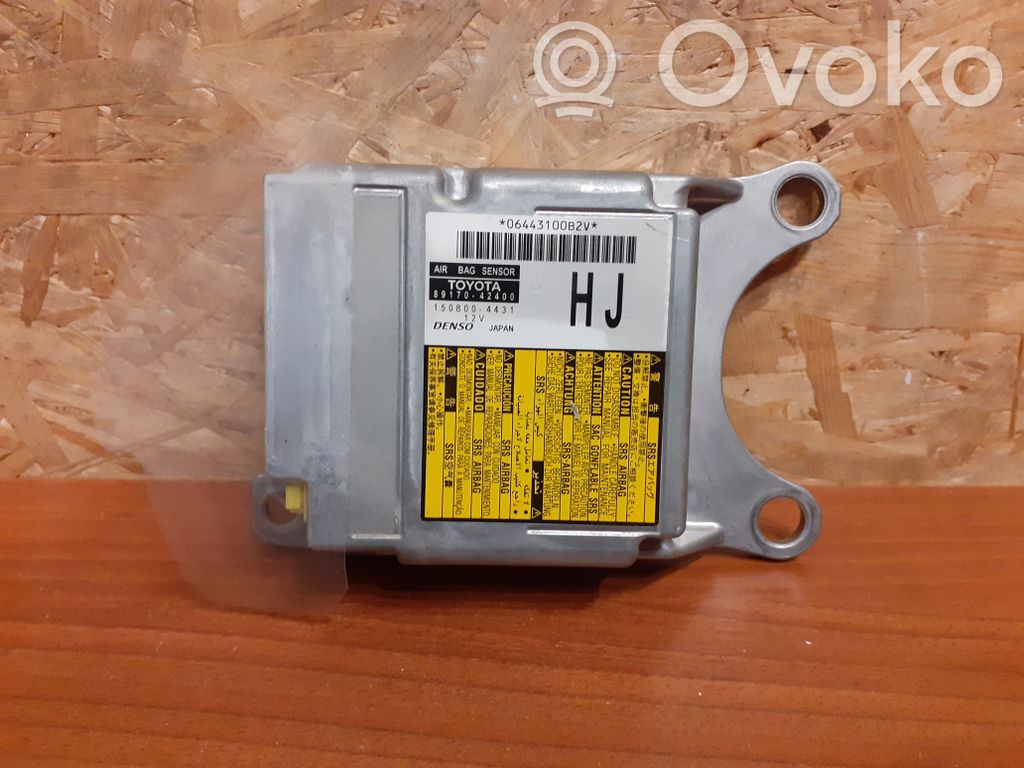 Toyota RAV 4 (XA40) Oro pagalvių valdymo blokas 