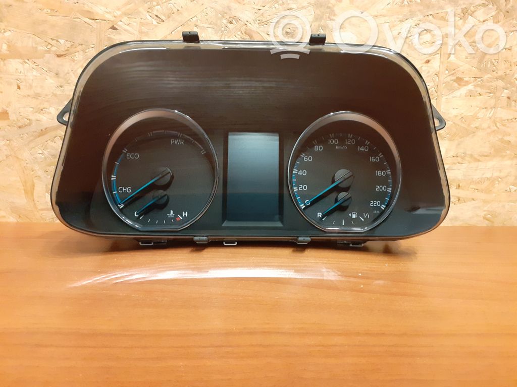 Toyota RAV 4 (XA40) Geschwindigkeitsmesser Cockpit 