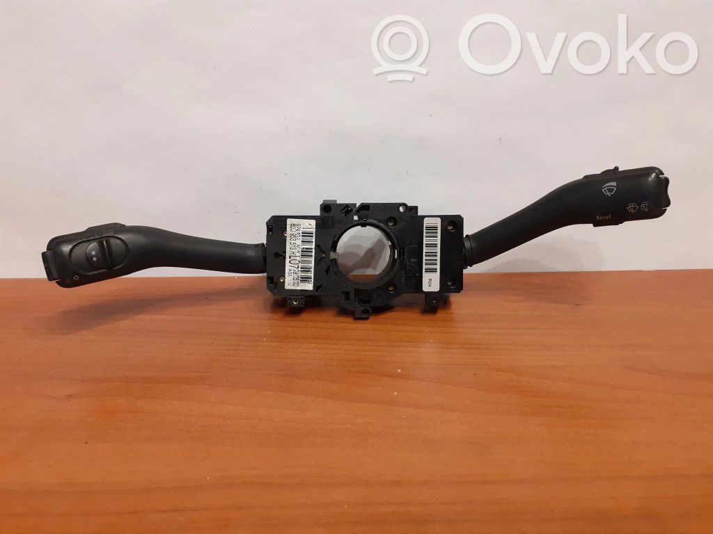 Audi A6 S6 C5 4B Palanca de intermitentes 