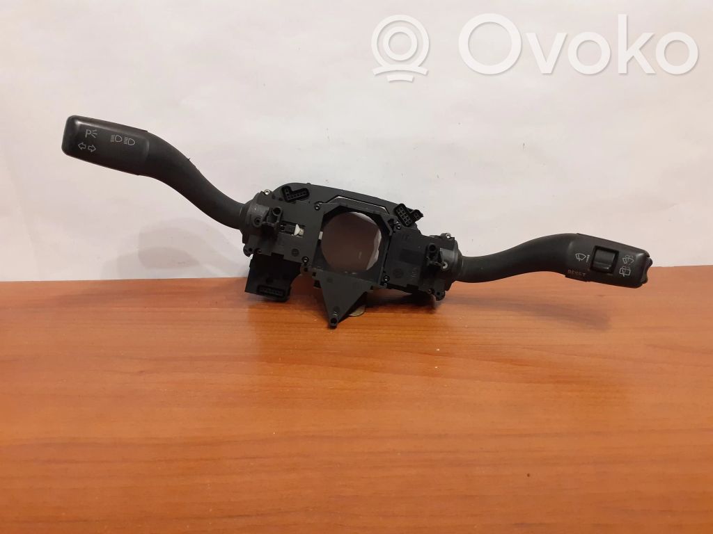 Audi A6 S6 C6 4F Commodo de clignotant 