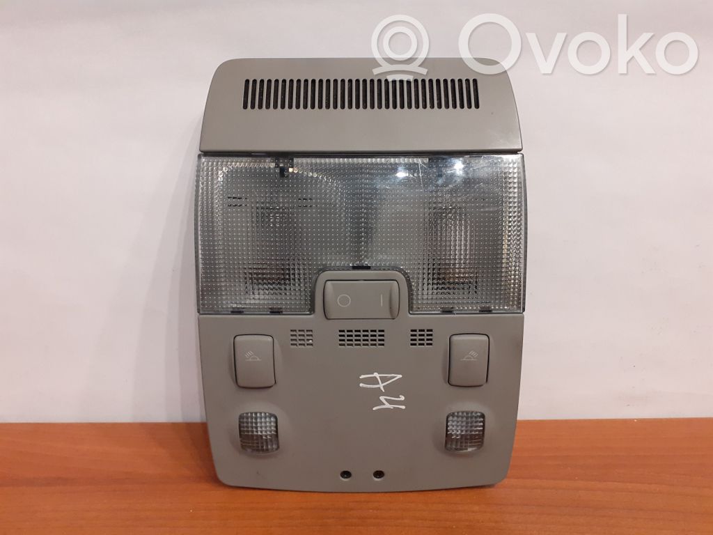 Audi A4 S4 B6 8E 8H Luz del asiento delantero 