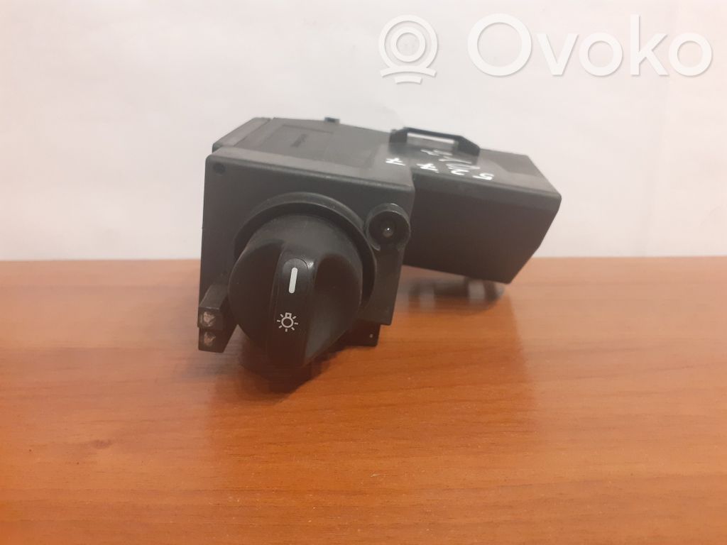 Interruptor de luz   5277,2105451504