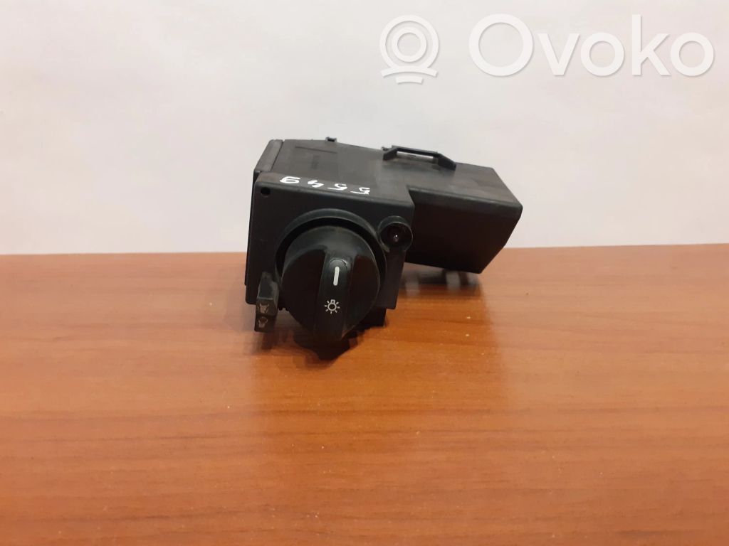 Interruptor de luz   2105451104,5549