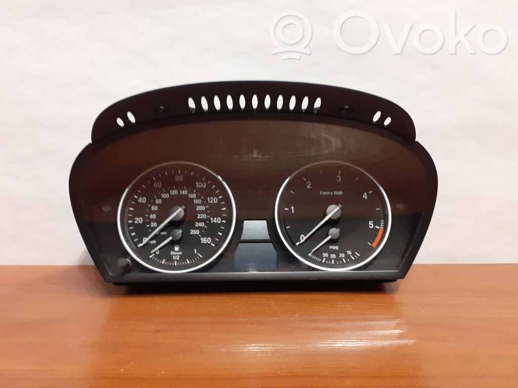 BMW X5 E70 Speedometer (instrument cluster) 