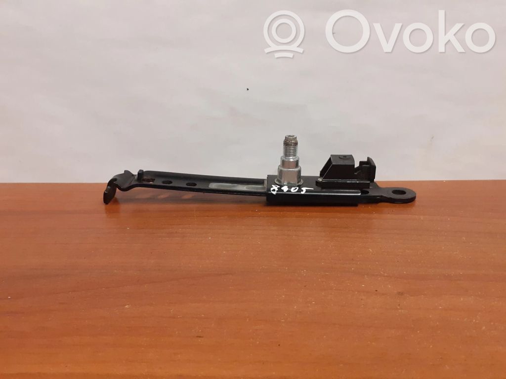 Toyota Corolla E120 E130 Ajustador de altura del cinturón de seguridad 