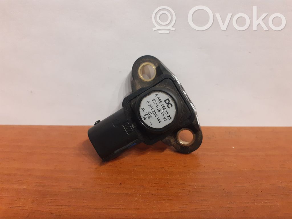 Mercedes-Benz C W204 Air pressure sensor 