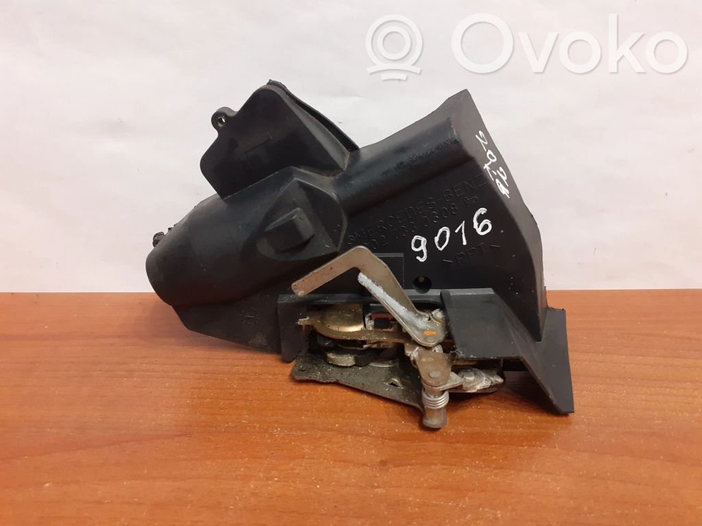 Mercedes-Benz C W202 Rear door lock 