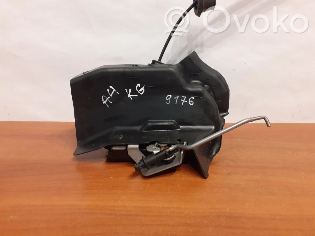 Audi A4 S4 B6 8E 8H Rear door lock 