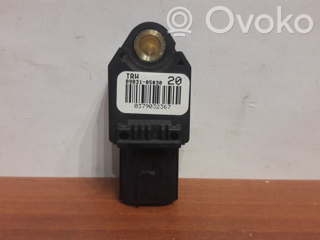 Toyota Avensis T270 Sensor impacto/accidente para activar Airbag 