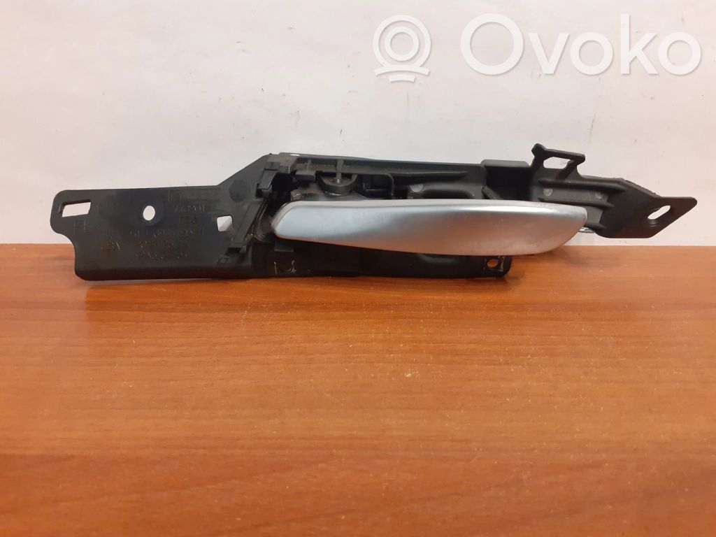 Front door interior handle   10908,5141697429511,6974295