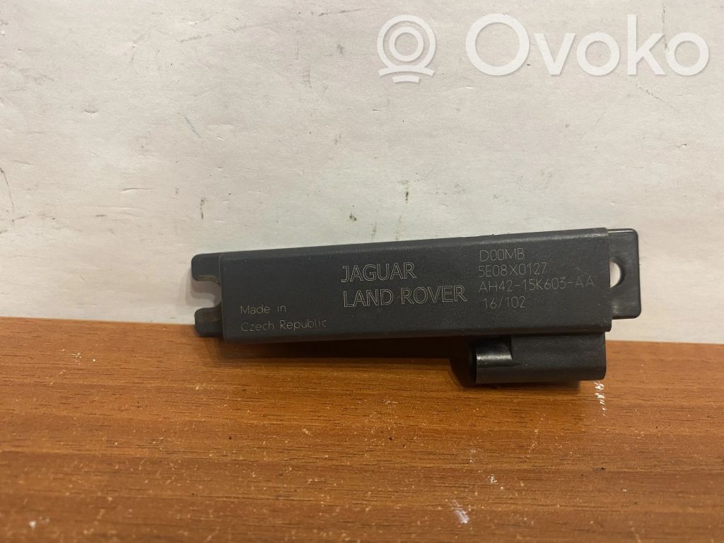 Jaguar XF X260 Antena systemu bezkluczykowego 