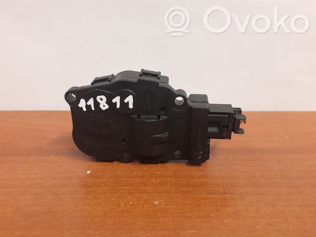 Land Rover Discovery Sport Motor/activador trampilla de calefacción 