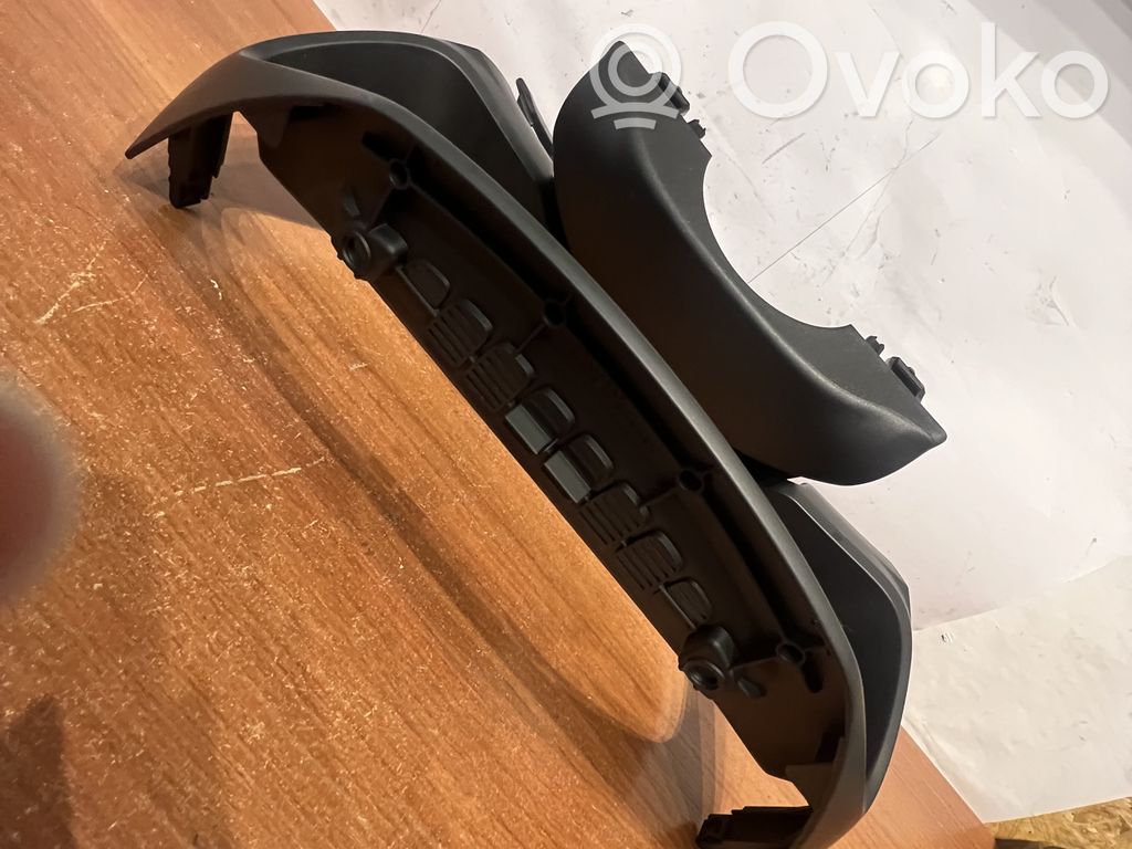 Volvo XC90 Dekoratīvās apdares lenta 