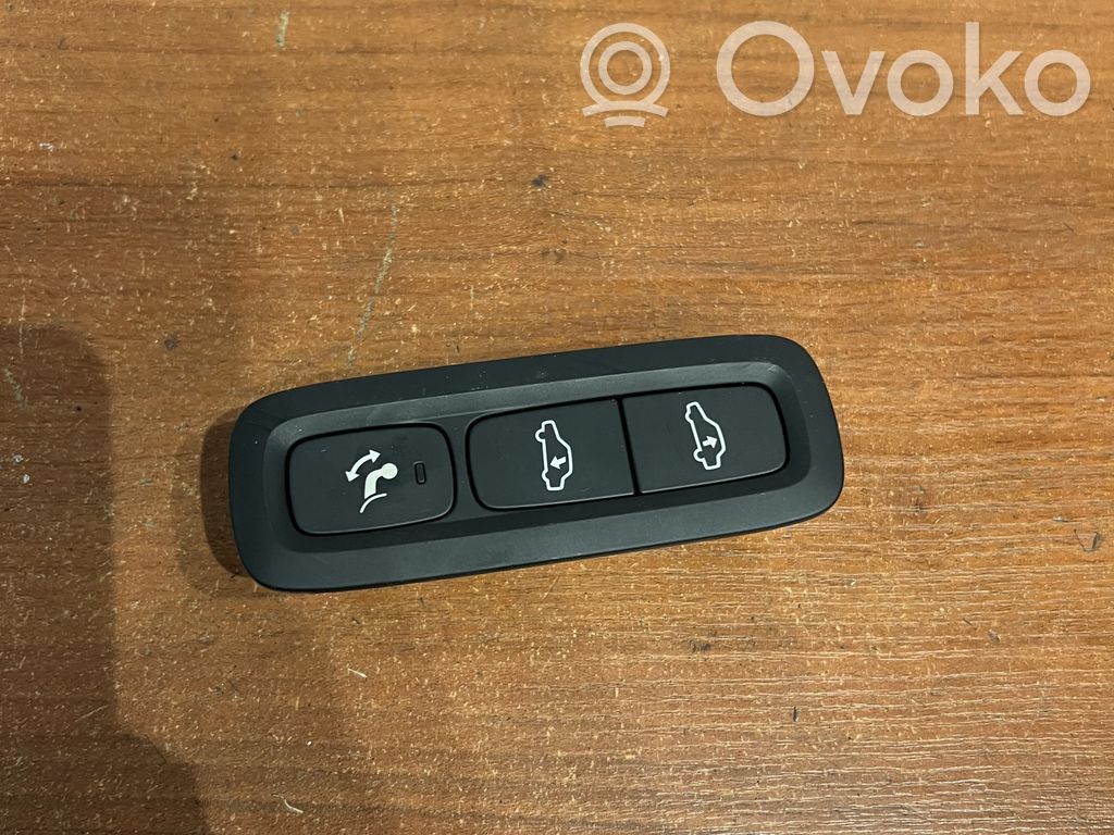 Volvo XC90 Other trunk/boot trim element 
