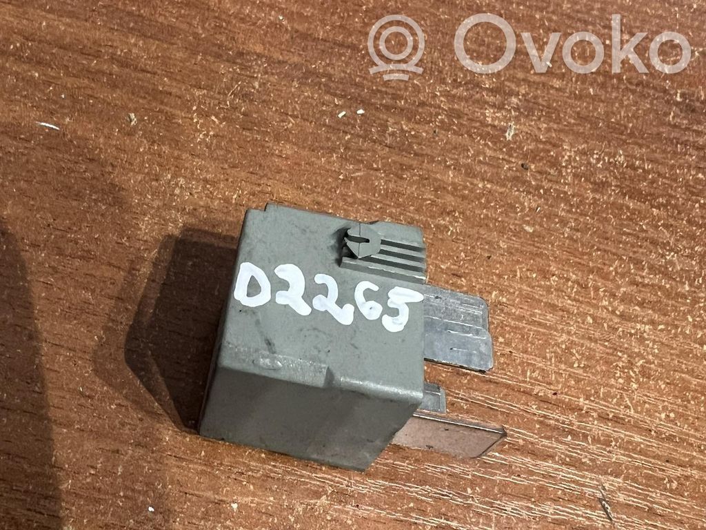 Mercedes-Benz B W245 Other relay 