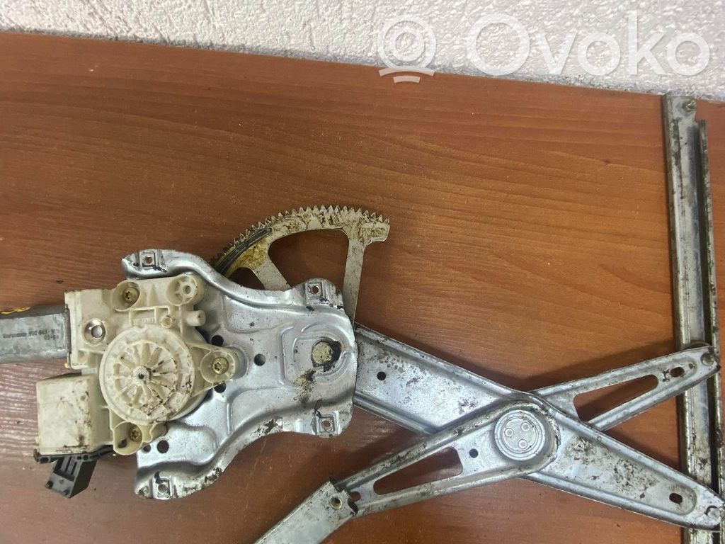 Toyota Corolla E120 E130 El. Lango pakėlimo mechanizmo komplektas 