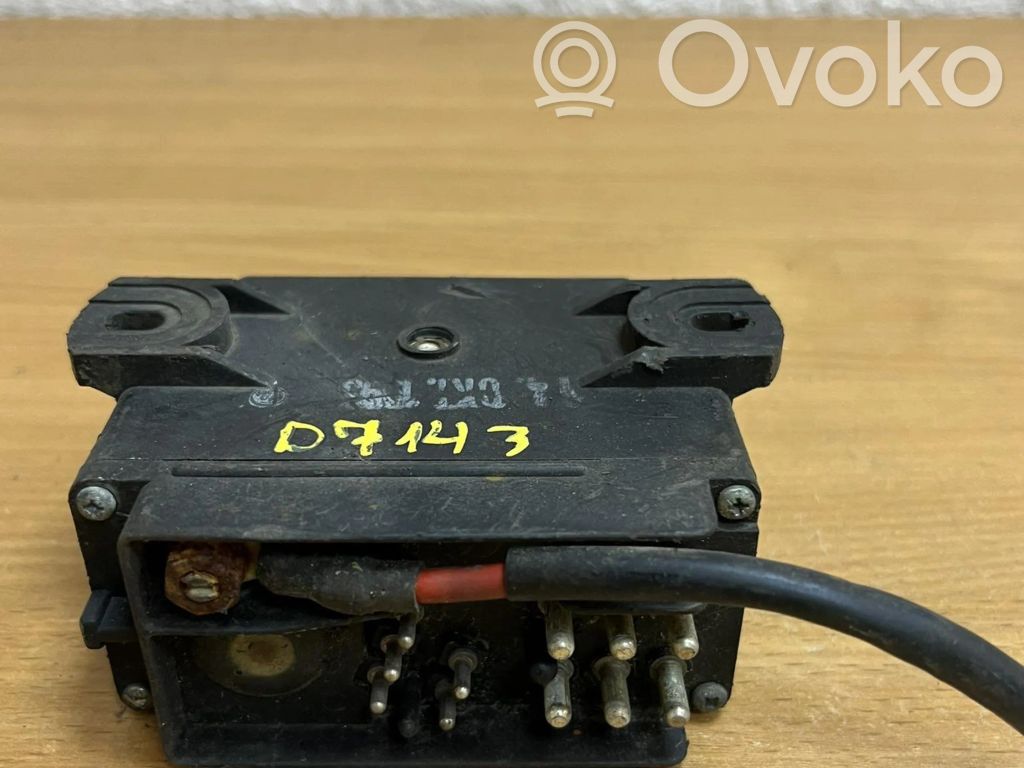 Mercedes-Benz E W124 Other relay 