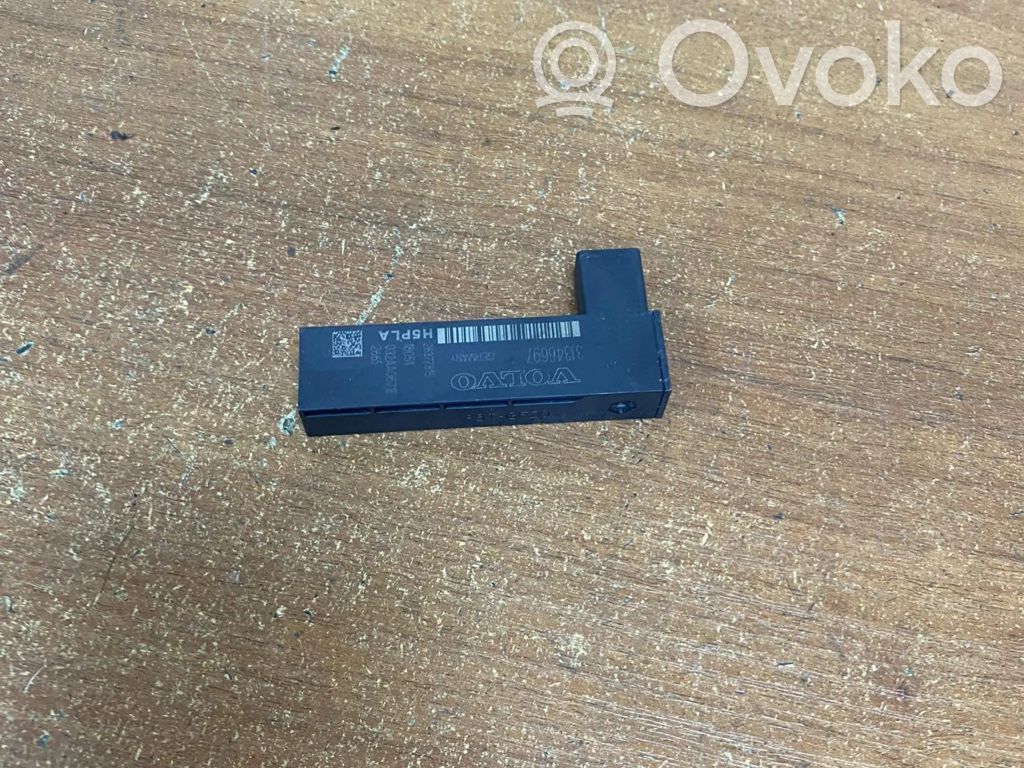 Volvo XC90 Antenas pastiprinātājs 
