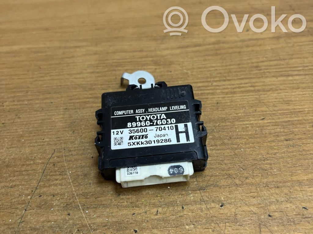 Lexus CT 200H Other devices 