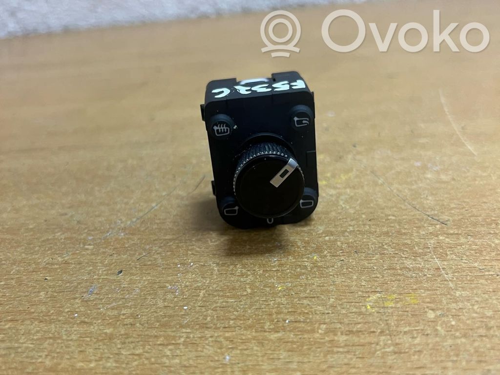 Audi e-tron Interruttore specchietto retrovisore 