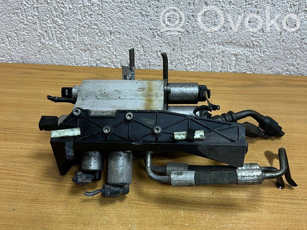 BMW 7 E65 E66 Convertible roof hydraulic pump 