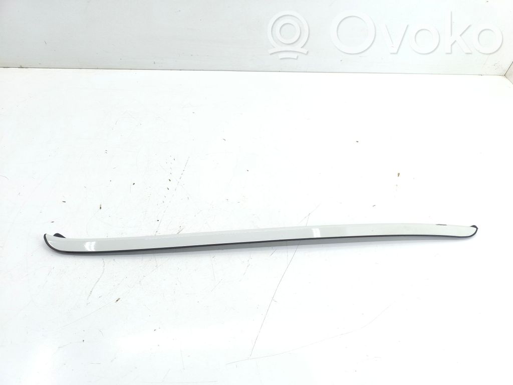Windshield trim   71482371