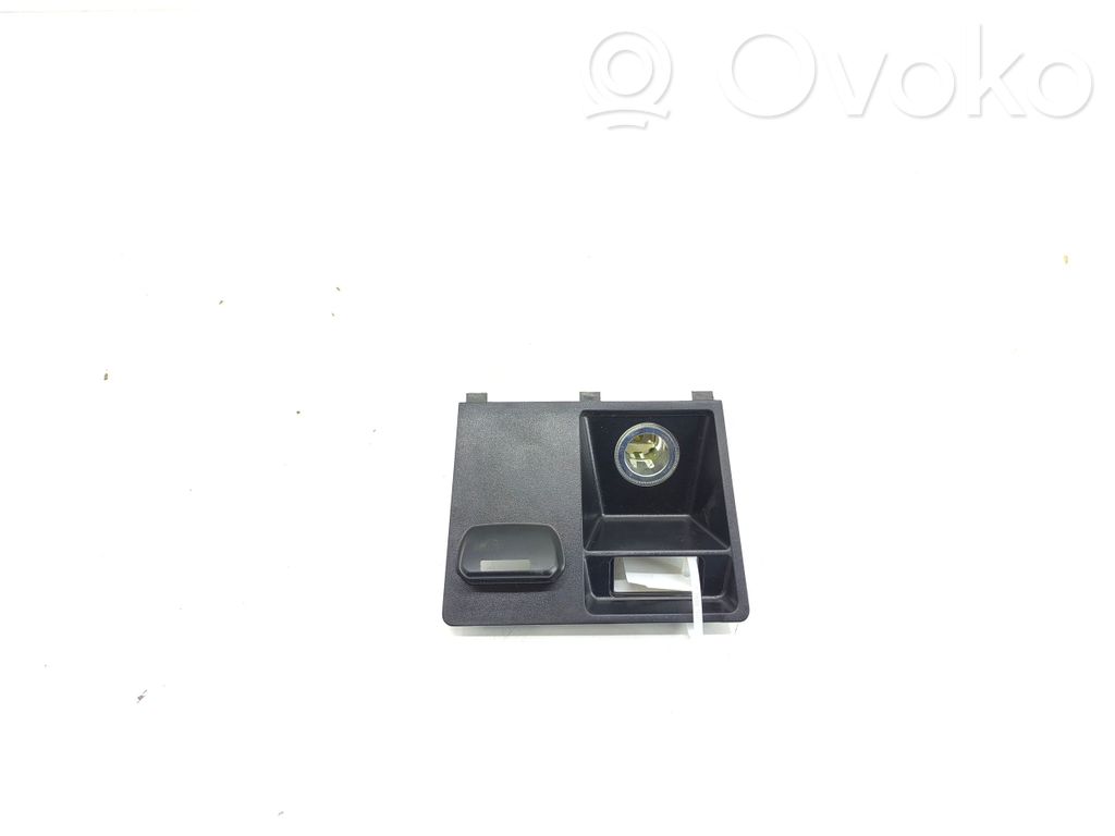 BMW X6 E71 Cigarette lighter 