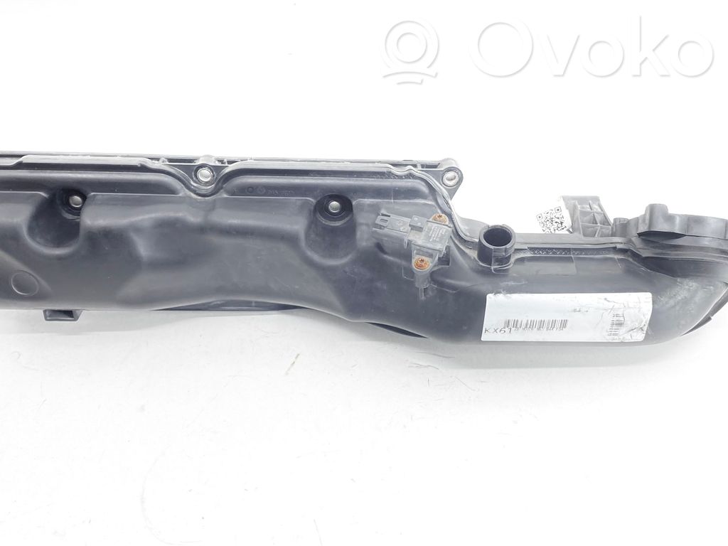 BMW 7 F01 F02 F03 F04 Intake manifold 