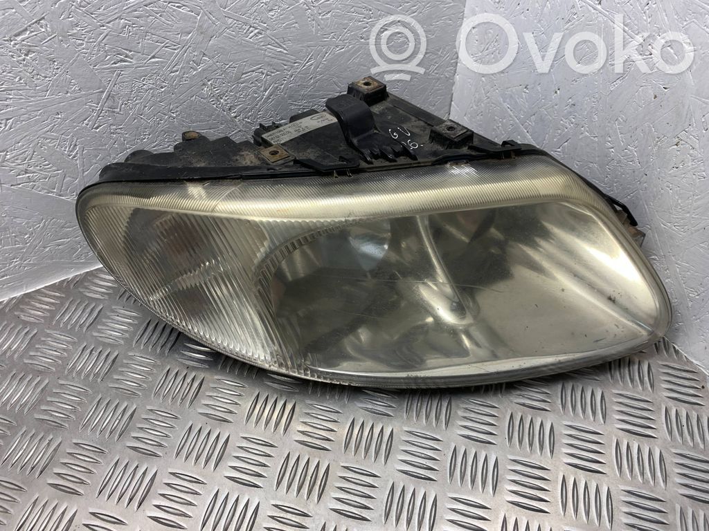 Chrysler Grand Voyager IV Scheinwerfer 