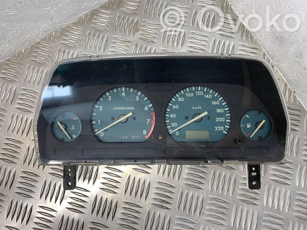 Land Rover Freelander Speedometer (instrument cluster) 