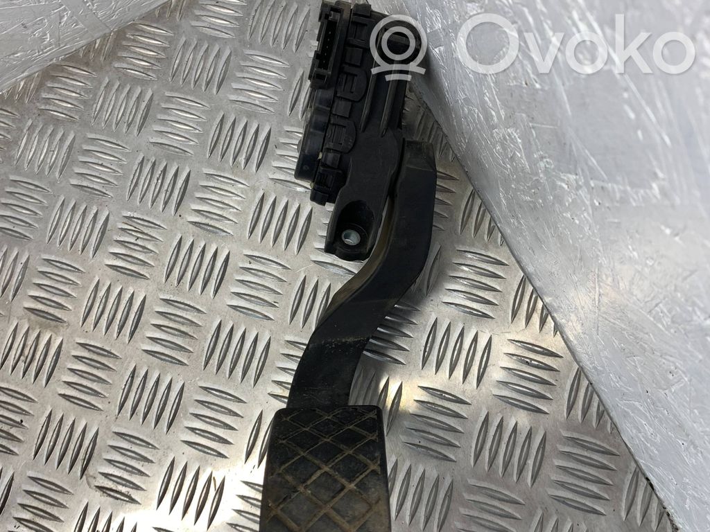 Audi A4 S4 B5 8D Педаль акселератора 