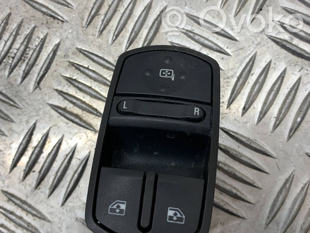 Opel Corsa D Electric window control switch 