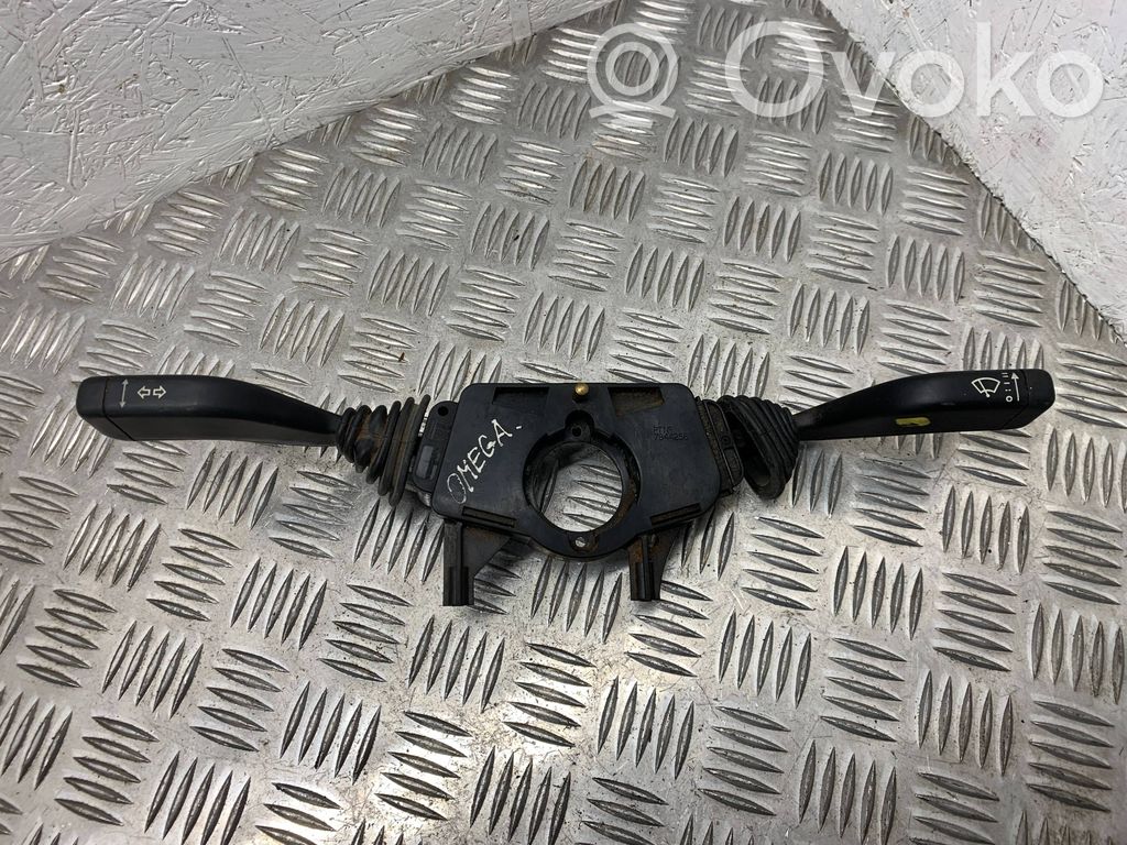 Opel Omega B1 Wiper turn signal indicator stalk/switch 